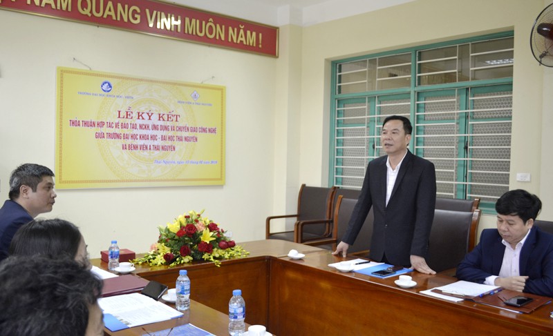 Thầy thuốc ưu tú, Bác sĩ chuyên khoa II Đỗ Minh Thịnh nhấn mạnh về những tiềm năng và lợi ích thiết thực cho mỗi bên khi thực hiện chương trình hợp tác